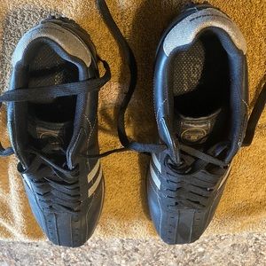 Men’s casual shoes